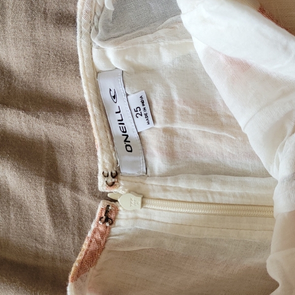 Oneill Linen Pants - Picture 2 of 3